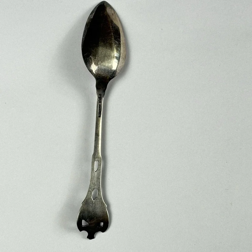 Whiting Daisy Sterling Silver Grapefruit Fruit‎ Spoon Antique 1880s Floral Art
